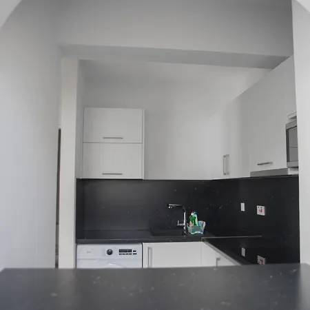 Apartman One Bedroom In In Good Location *