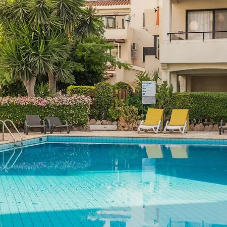 One Bedroom In In Good Location Paphos