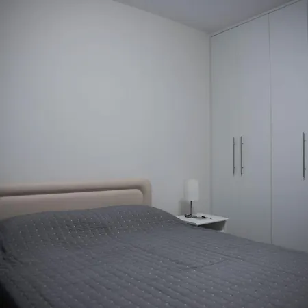 Apartment One Bedroom In In Good Location Paphos